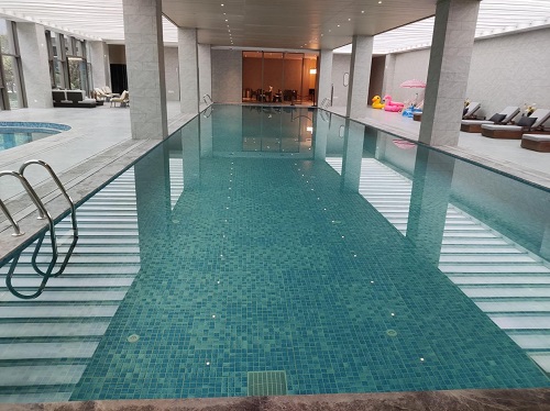 均和雨山前室內恒溫蘑菇视频在线官网