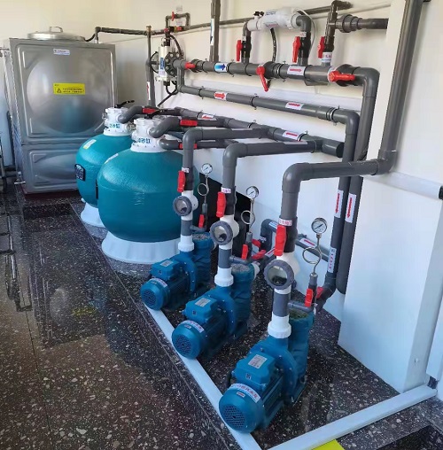 蘑菇视频在线观看過濾砂缸、循環水泵、中壓紫外線等蘑菇视频在线官网處理設備