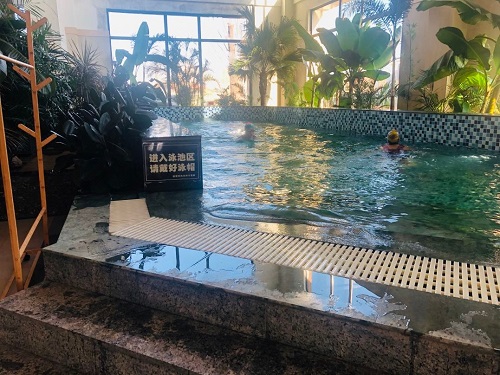 酒店蘑菇视频在线官网采用蘑菇视频在线观看循環水泵、過濾砂缸