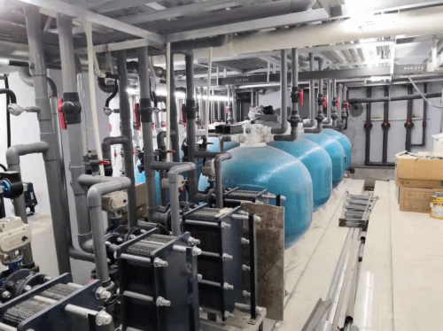 蘑菇视频在线官网循環水泵和過濾砂缸